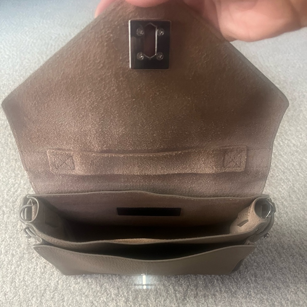 Rebecca Minkoff small Darren leather messenger bag. - Picture 4 of 8